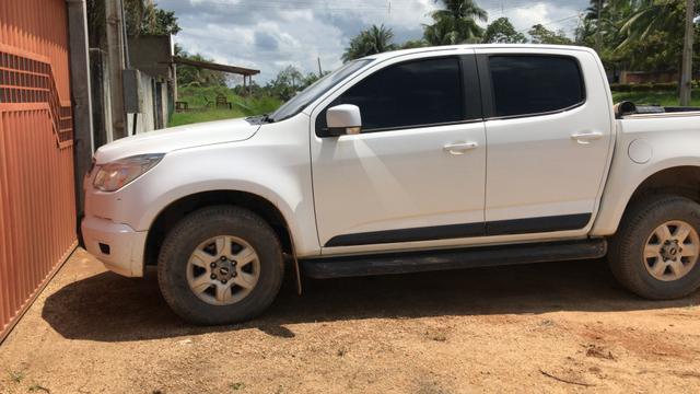 Vendo S10 diesel 4x4 automática ano 2015 - Foto 2