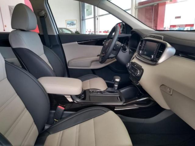 KIA SORENTO V6 AWD - Foto 3