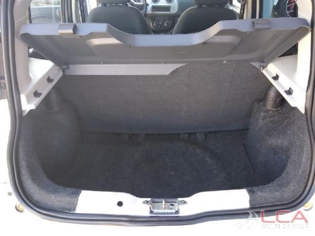 Fiat Uno Vivace Celebration 1.4- completo- ideal p/ Uber e aplicativos - Foto 12