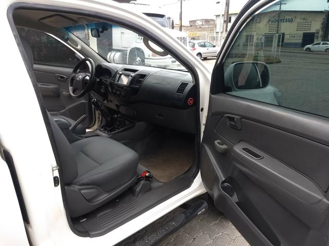 Toyota Hilux Sr Manuel 4x4 Cabine simples ano 2014 - Foto 9