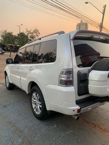 Pajero Full 2012 - 07 lugares - Foto 8