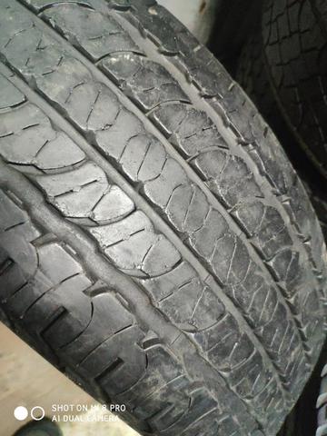 Um kit de 4 pneus 235 65 17 Goodyear - Foto 3