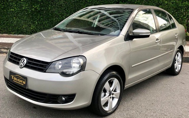 VOLKSWAGEN POLO SEDAN 2014 1.6 COMPLETÍSSIMO EXTRA