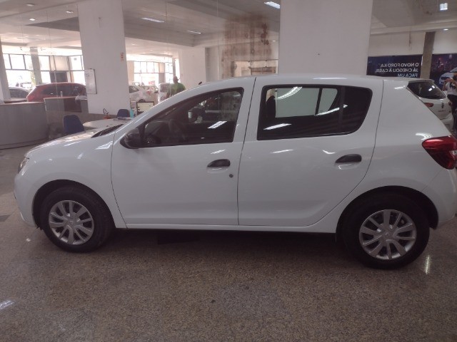 SANDERO LIFE 1.0 . FORD CAER. TEL. 2111-1229