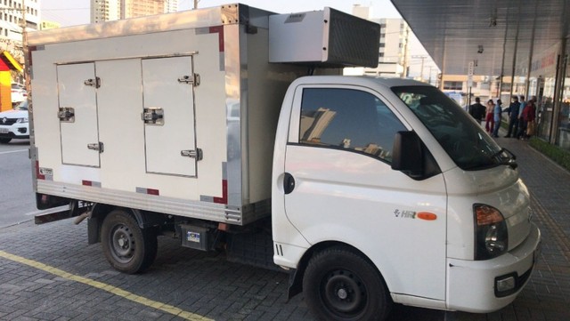 VENDO HR HYUNDAI REFRIGERADO, 2013/2014