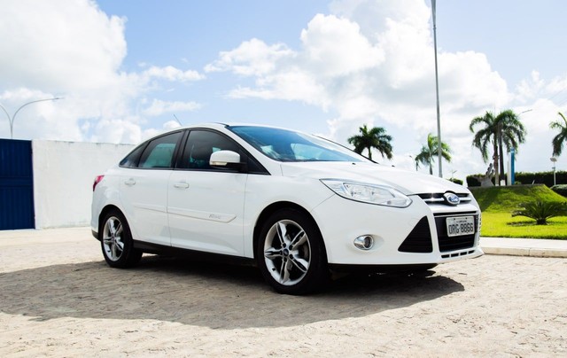 FOCUS SEDÃ 2.0 AUTO. 2015