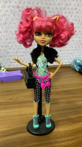 Aluguel Bonecas Monster High