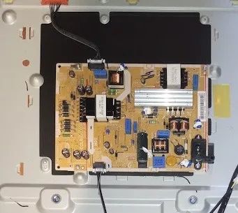 Fonte BN44-00703G para TV Samsung UN4*J**00 - Foto 3