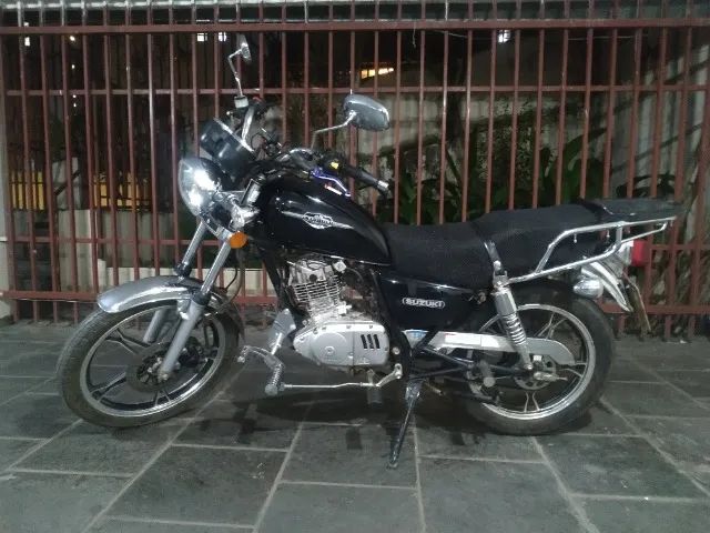 Suzuki Intruder 125 2016 