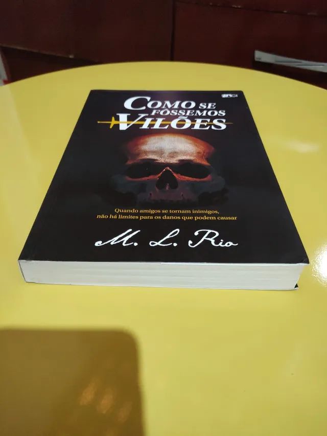 Como se fôssemos vilões. Com brinde. Produto novo. - Foto 2