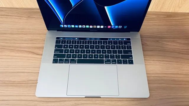Macbook Pro 32gb, Core i9, 516 Ssd, 15.4 Polegadas, Touch