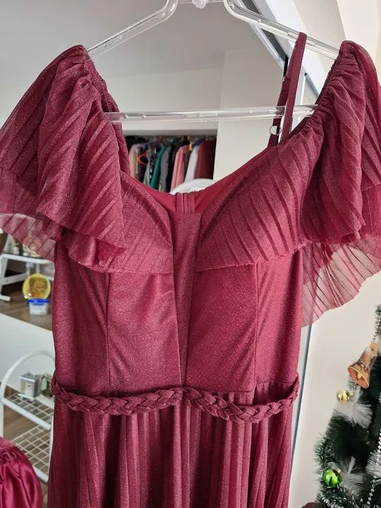 Vestido Longo Bordô com Paetês tam. GG - Foto 5