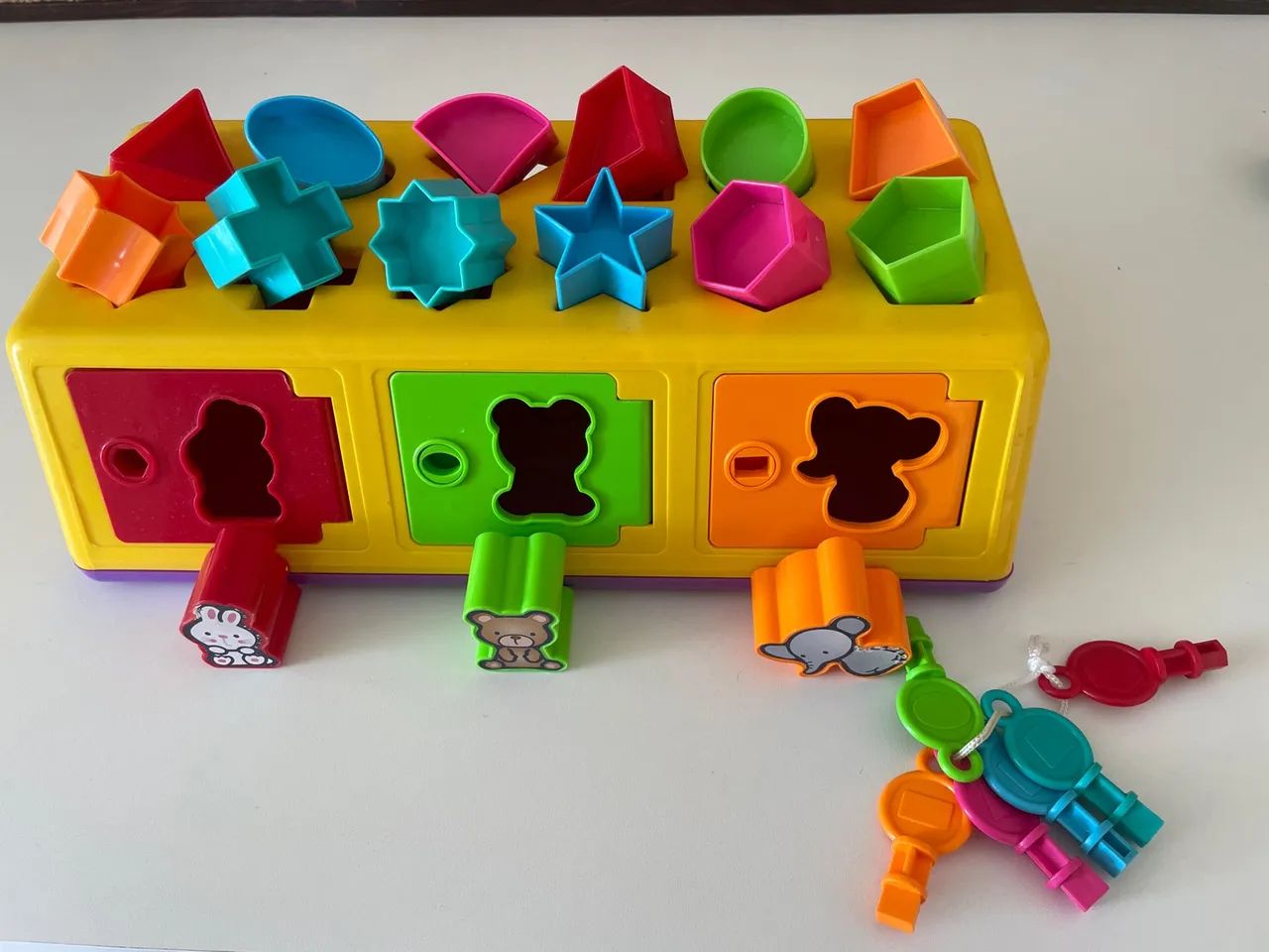 Caixa de encaixe para bebê - estrela