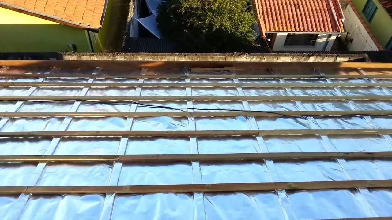 Manta Subcobertura 2 face 25m² - Foto 2