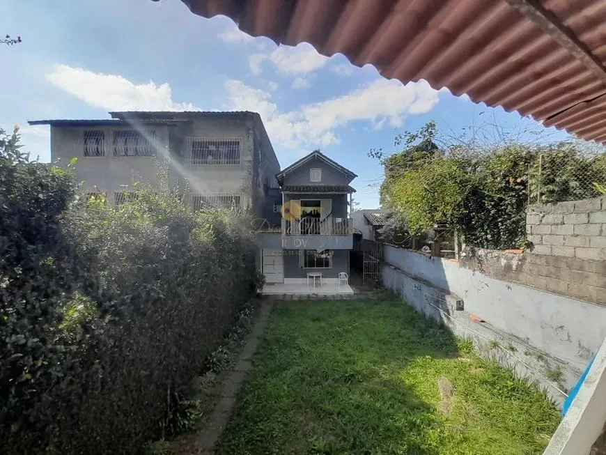 Casa para Venda em Teresópolis, Granja Guarani, 3 dormitórios, 1 suíte, 3 banheiros, 2 vag