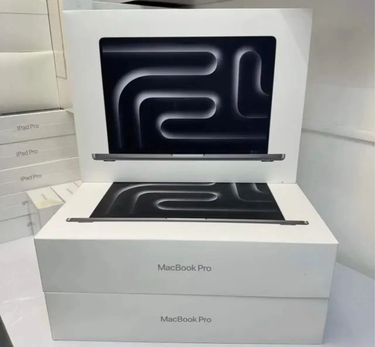MacBook Pro M4 14.2 2024