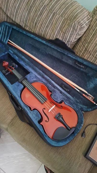 Violino Vivace 4/4 com case de luxo - Foto 4