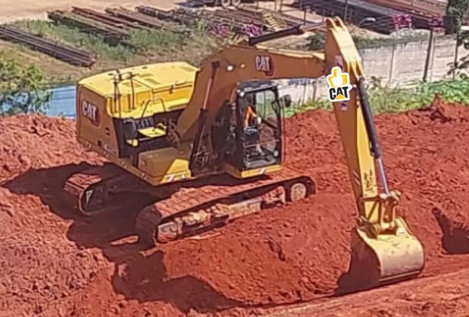 Escavadeira Hidráulica Caterpillar 320 - Foto 2