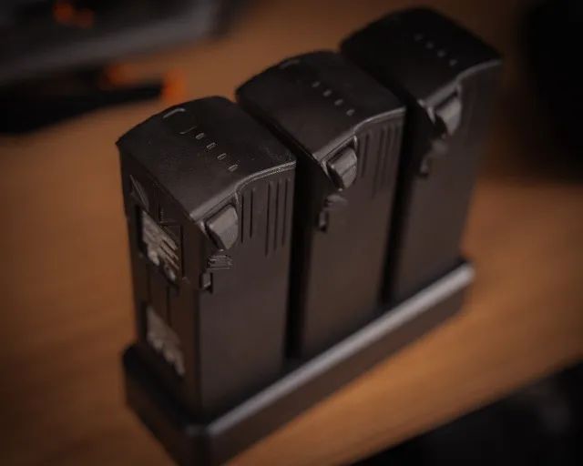 Drone Profissional Dji Mavic 3 Cine Premium Combo. Controle RC PRO Saída HDMI transmissão. - Foto 6