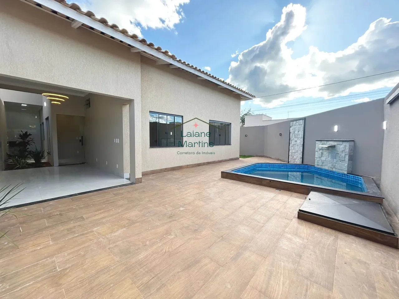 Casa à venda - 3 quartos ( 2 suítes) - 1003 sul - lote: 200 m² - churrasqueira - piscina