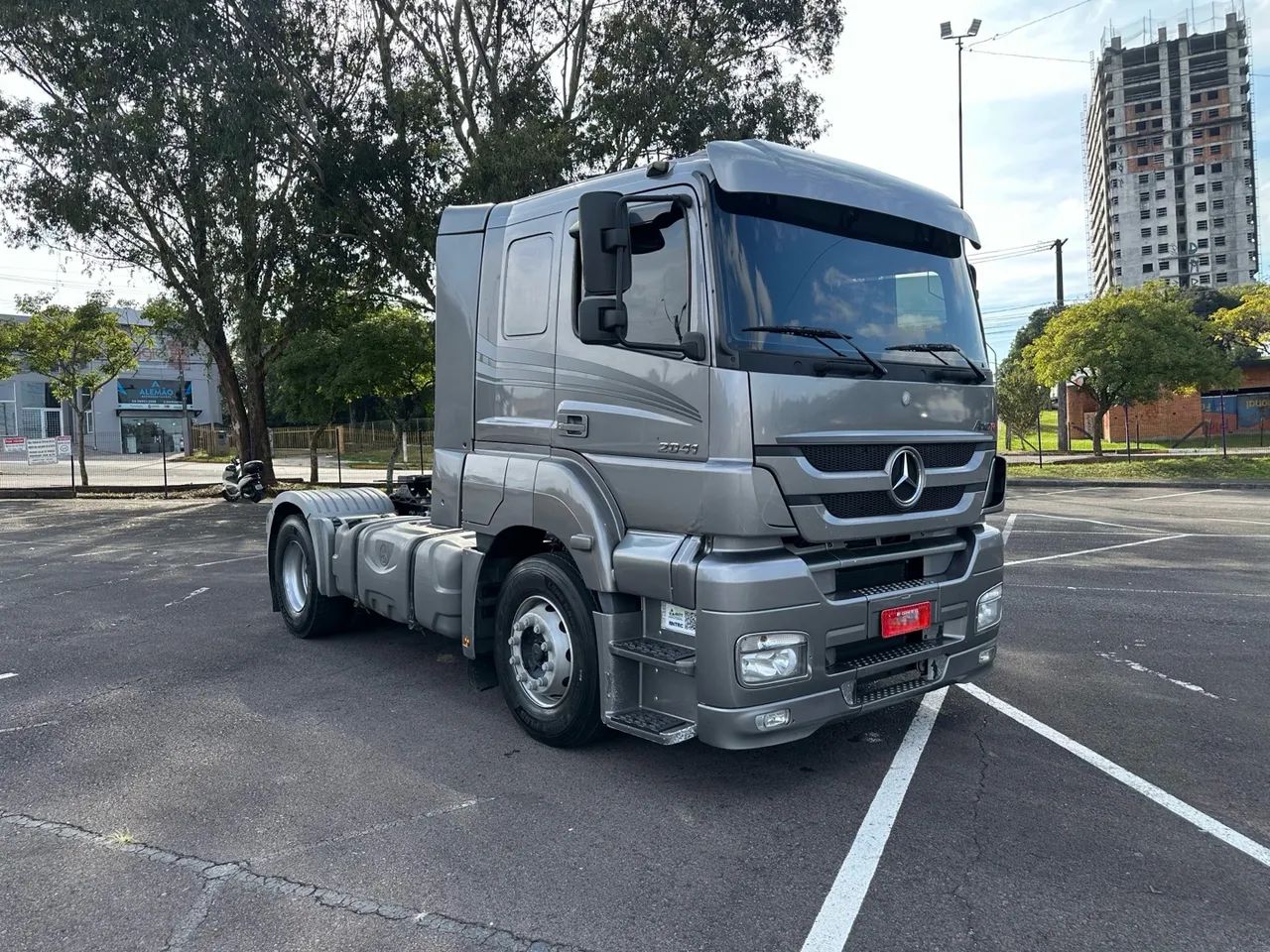 MB AXOR 2041 2018 - Único Dono, somente na cegonha.