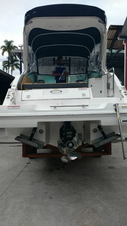 Lancha Focker 275 - Excelente <br>Motor Mercuty Diesel TDI  V6  260 HP<br>2018 - 600 horas - Foto 7