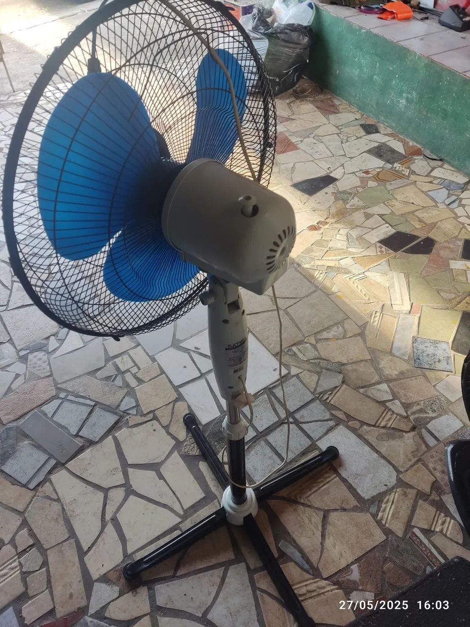 Ventilador de coluna 110 volts 40 centímetros Votorantim  - Foto 2