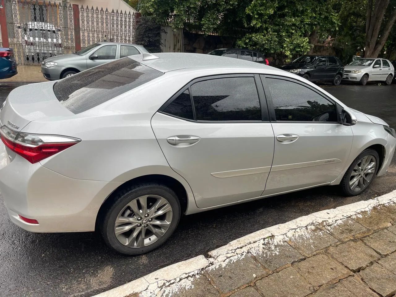 Vendo Corolla 2018 - Foto 2