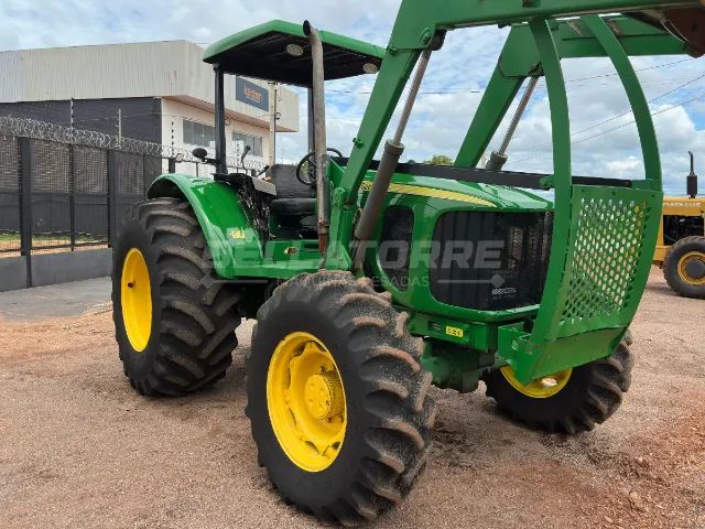 John Deere 6125E 2019 4x4 com Lâmina Hidráulica - 3.100 h - Foto 5