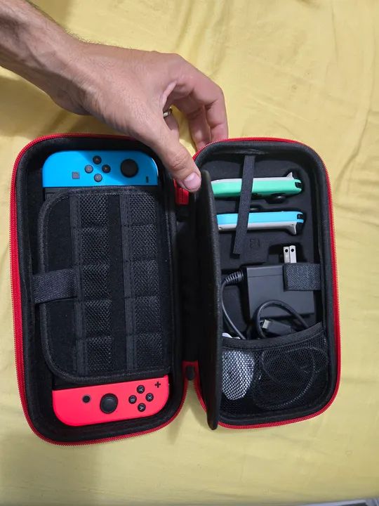 Nitendo Switch Oled + Acessórios + 1 jogo (Megaman) - Foto 2
