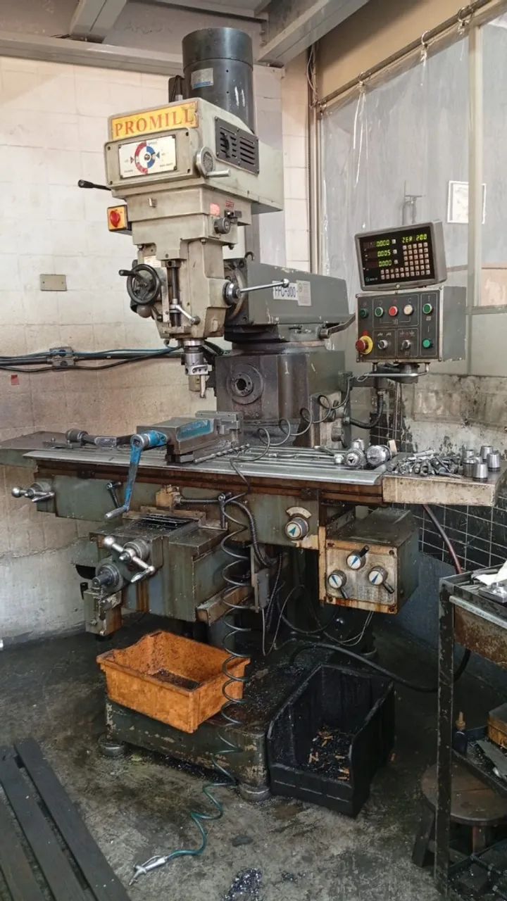 Fresadora Ferramenteira FFC300 Iso4 - Foto 2