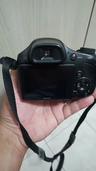 Camera sem detalhes. SONY HX300