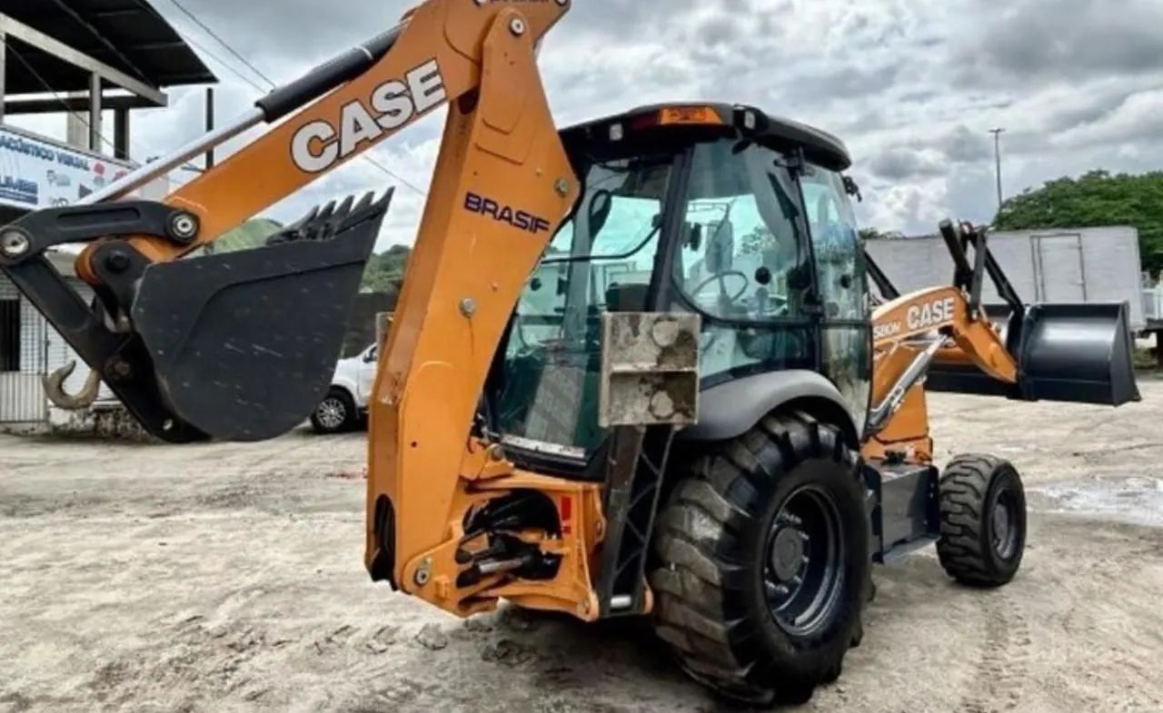 Retroescavadeira case 580n ano 2023 - Foto 3