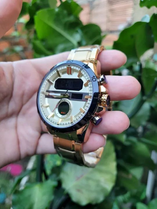Relógio Masculino Dourado Analógico e Digital a prova d'água entrega grátis  - Foto 2