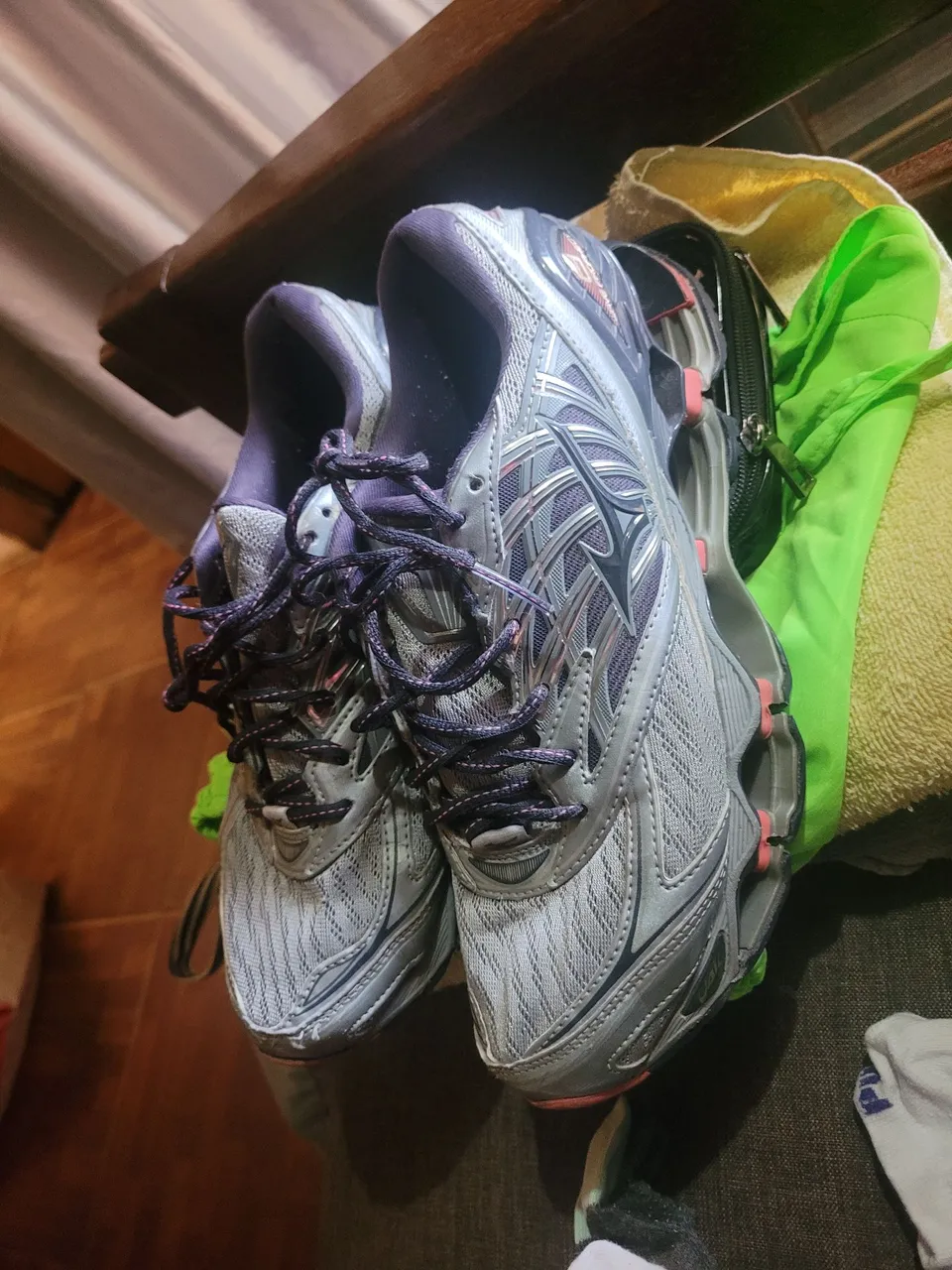 Tênis Mizuno Wave Prophecy
