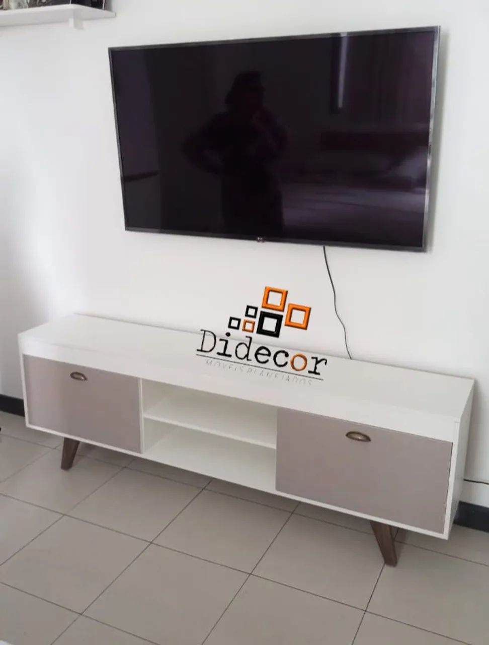 Rack P/tv 65 polegadas 469185060238141440