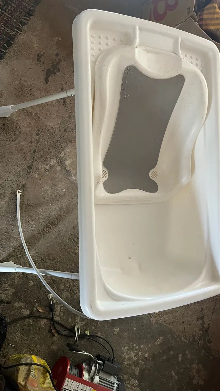 Banheira com suporte