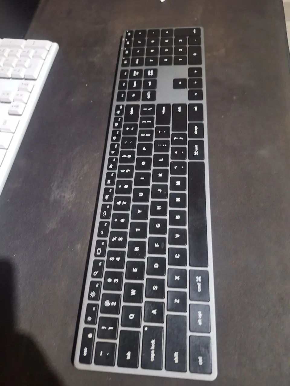  Teclado Premium Bluetooth, Acabamento em Alumínio - Satechi Slim X3 - Foto 5