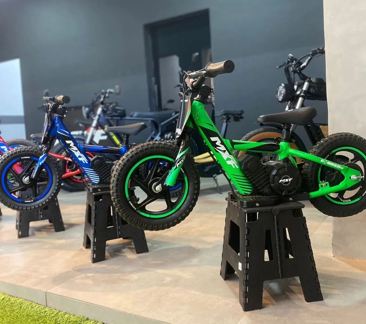 E Biker 12 , 16 