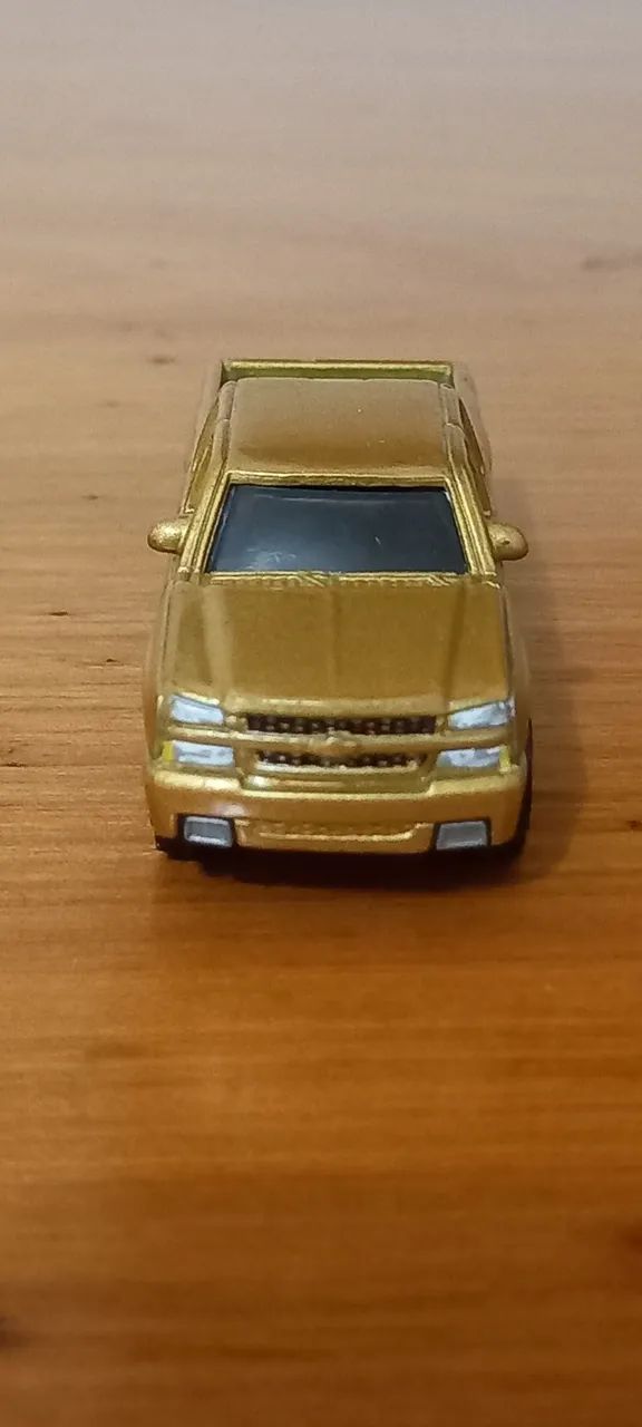 Chevrolet Silverado SS - Matchbox 2006 Bege 