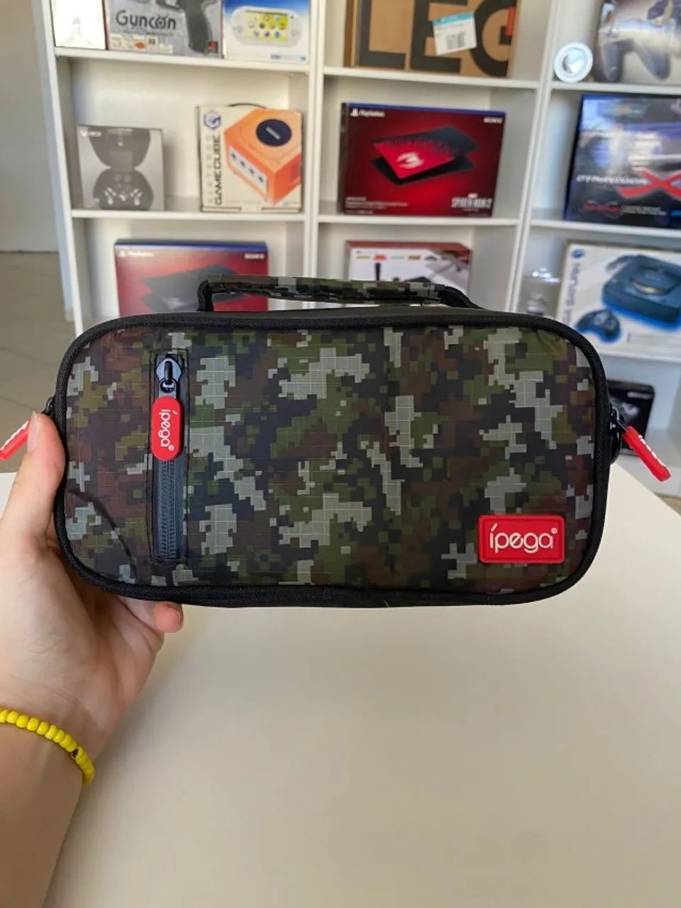Vendo Case Camuflada Nintendo Switch Lite Semi novo 