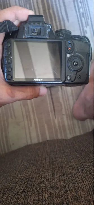 Câmera Nikon D3100 DSLR