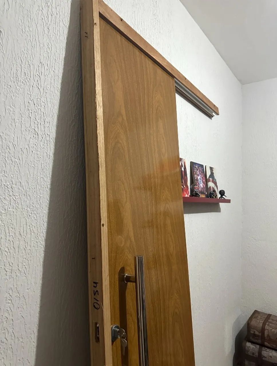 Porta de madeira 2,10x0,60 ( nunca foi instalada )  - Foto 2