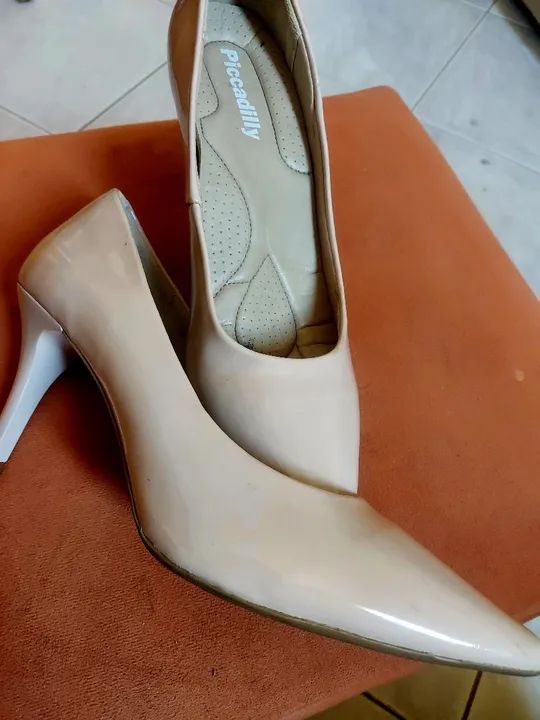 2 Sapatilhas Carmen Steffens + Scarpin outra marca - Foto 5