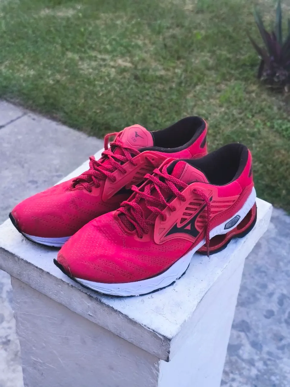 Tênis Mizuno Wave Rider 25