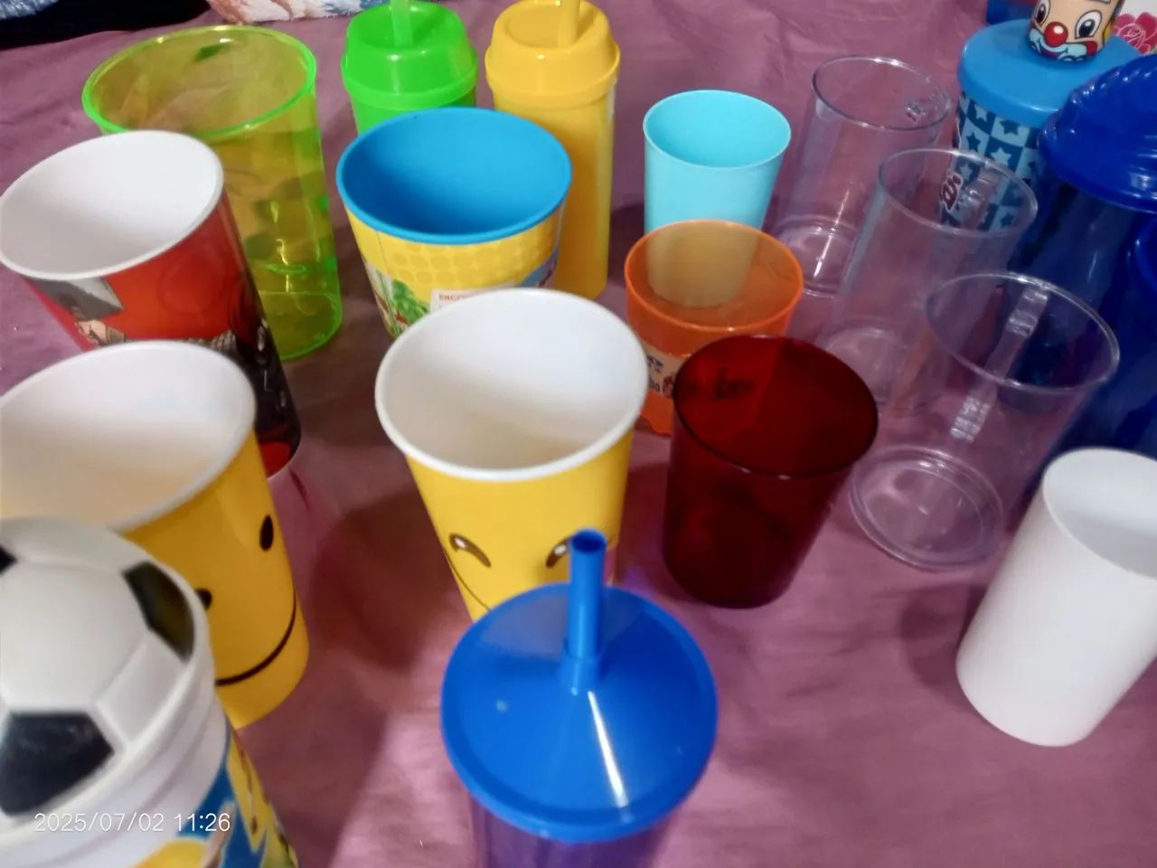 Conjunto de Diversos Copos Coloridos - 22 peças 