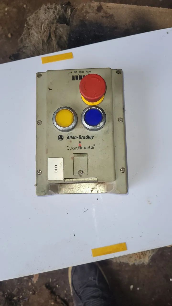 Botão de Emergência Allen-Bradley Guardmaster - Foto 3