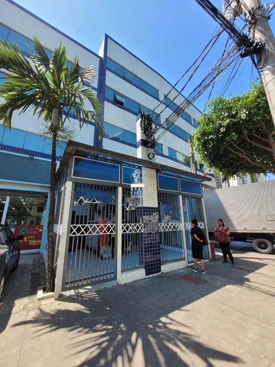 Sala para Locação No Parque Novo Mundo.