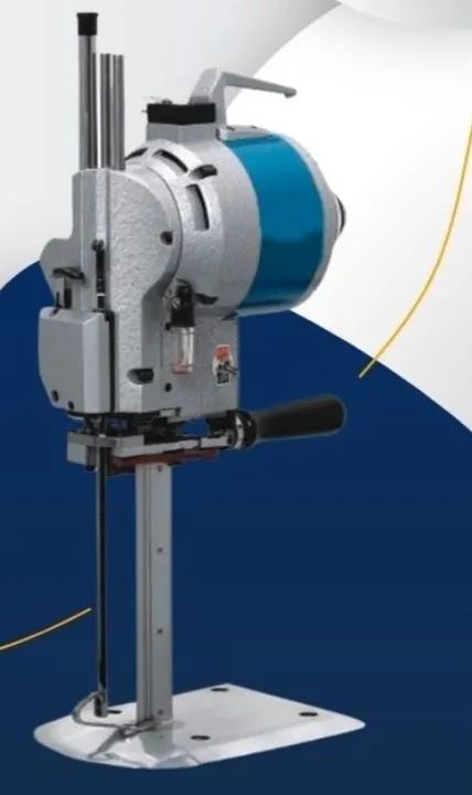 Máquina cortar tecidos, 220V Brinde lixa e faca - Foto 3