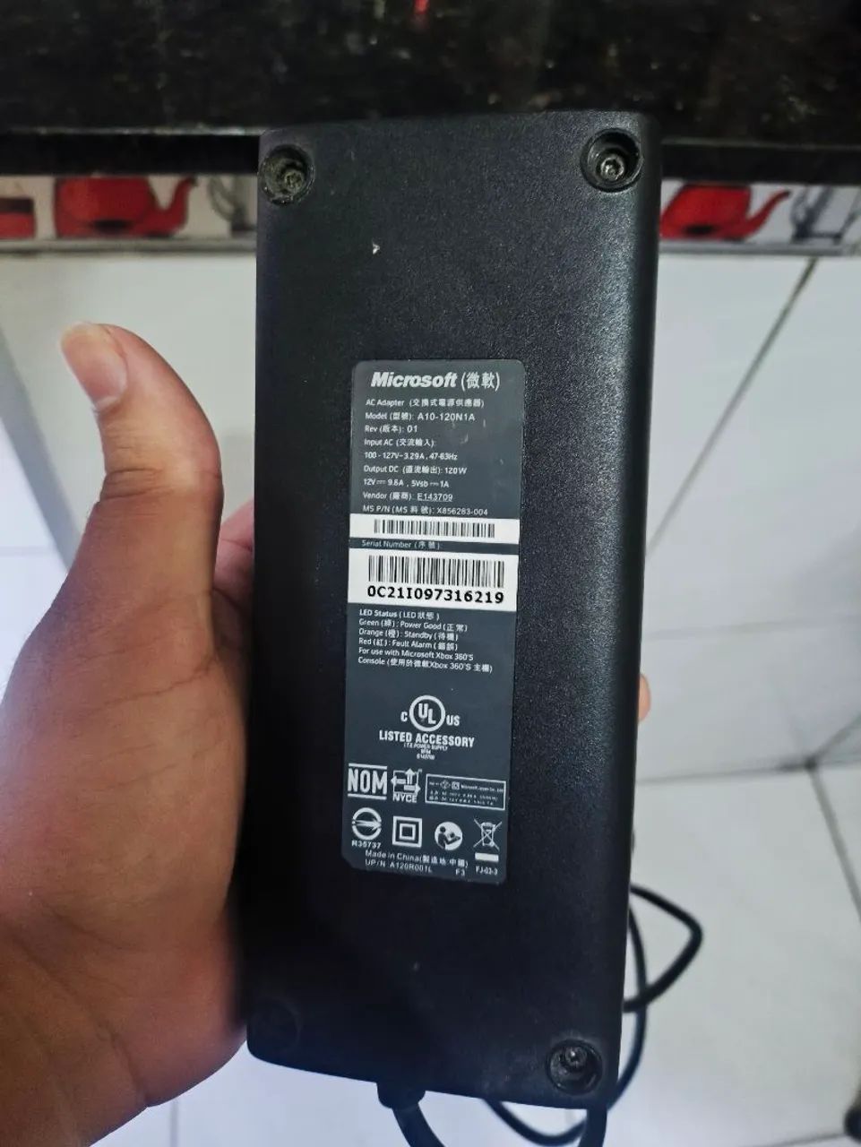 Fonte Xbox 360 dois pinos 